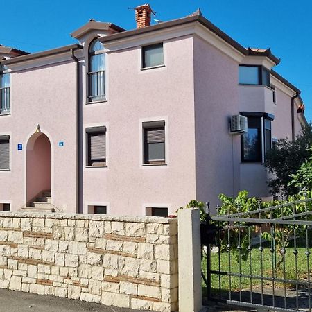 우마그 Apartma Katy 아파트 외부 사진