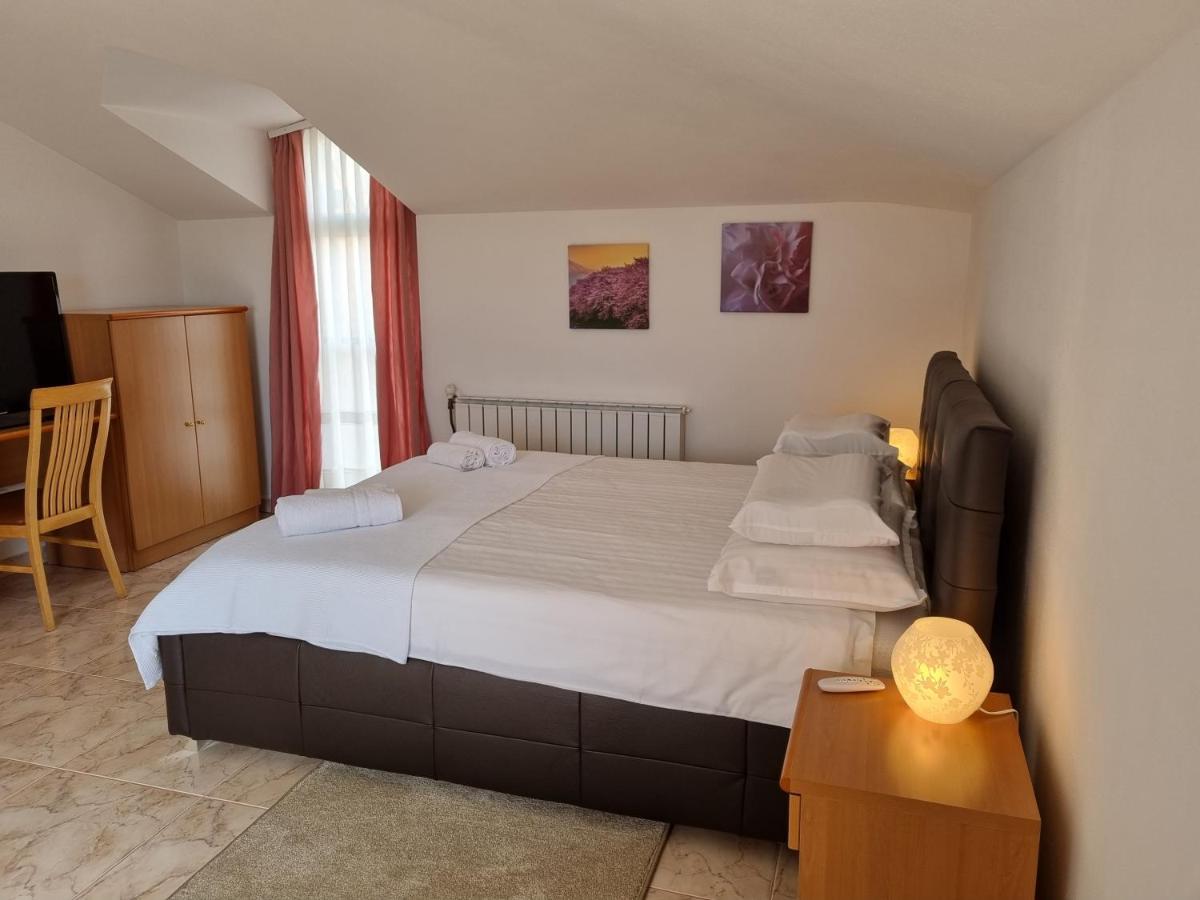 우마그 Apartma Katy 아파트 외부 사진