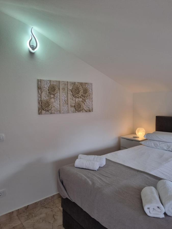 우마그 Apartma Katy 아파트 외부 사진