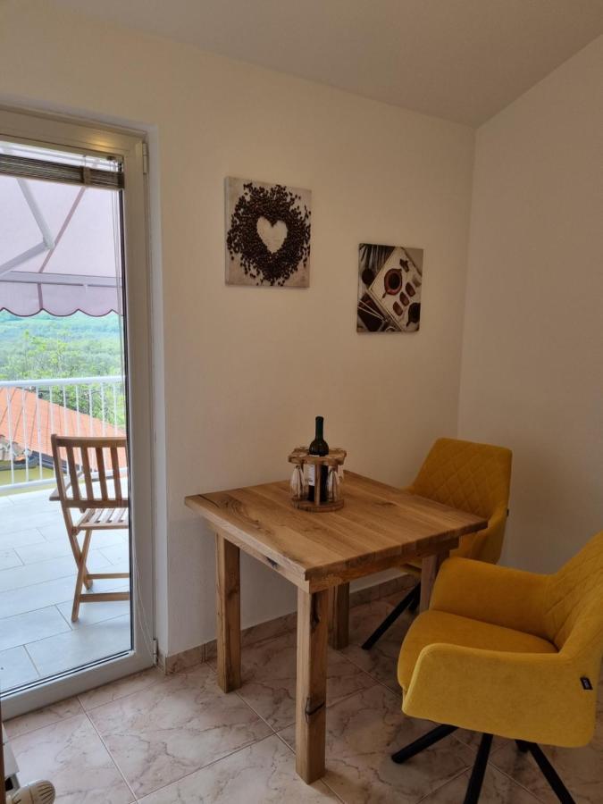 우마그 Apartma Katy 아파트 외부 사진