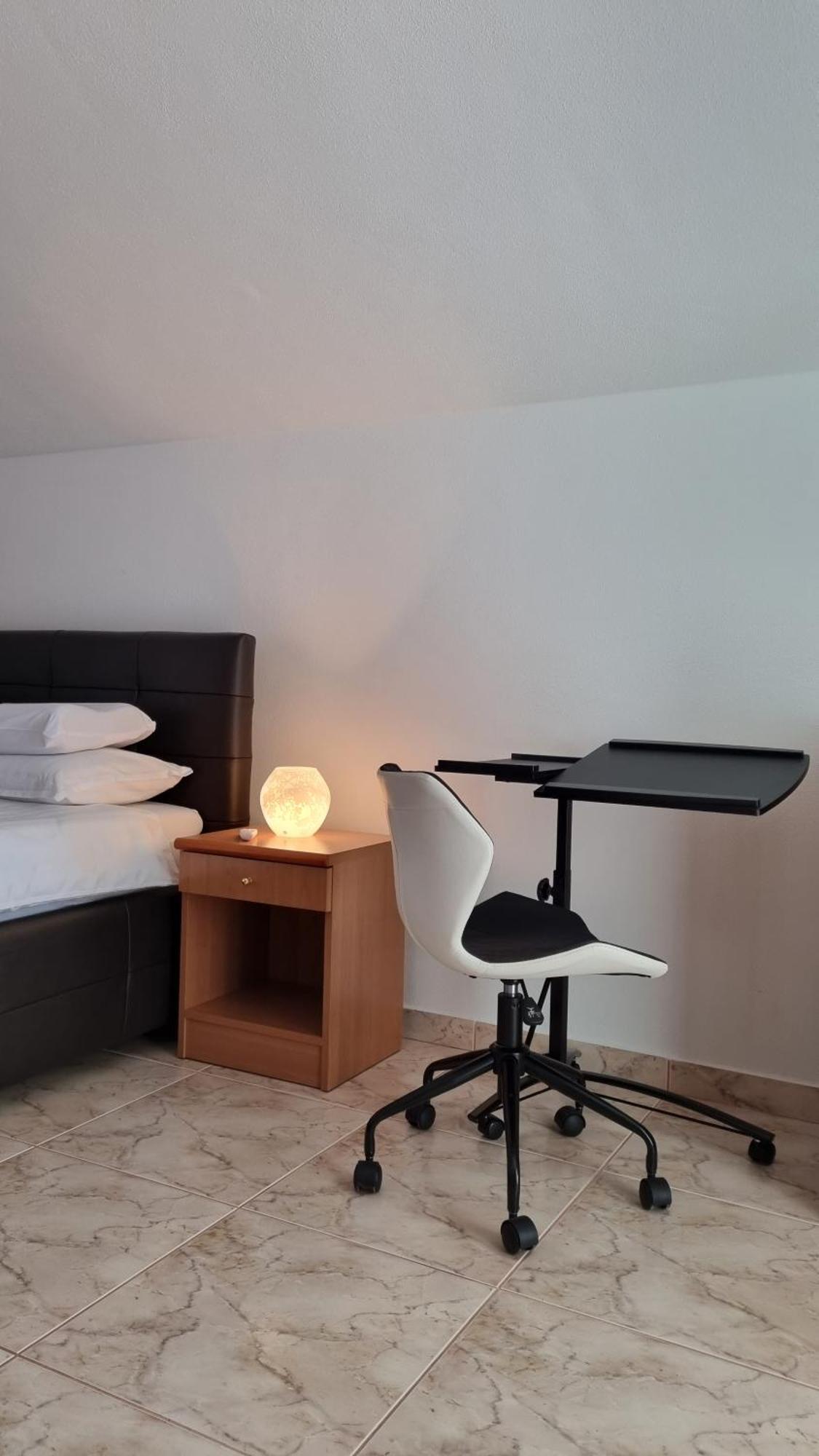 우마그 Apartma Katy 아파트 외부 사진